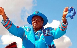 Bingu wa Mutharika Bingu wa Mutharika (né le 24 février 1934 sous le nom de Brightson Webster Ryson Thom) est le président de la République du Malawi depuis mai 2004.