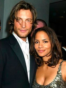 Gabriel Aubry et Halle Berry Gabriel Aubry et Halle Berry