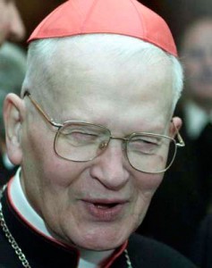 Hans Hermann Groer En 1995, Hans Hermann Groer est accusé d’avoir abusé de jeunes adolescents d’un pensionnat catholique.