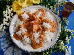 Le mafé Le maffé (ou mafé) est originaire du Mali mais réadapté à la gastronomie sénégalaise, le mafé malien et le mafé sénégalais diffèrent d'ailleurs gustativement.