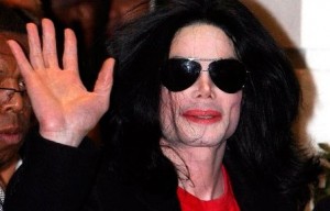 Michael Jackson Michael Joseph Jackson, né le 29 août 1958 à Gary (Indiana) et mort le 25 juin 2009 à Los Angeles (Californie), est un chanteur, danseur-chorégraphe, auteur-compositeur-interprète, acteur et homme d'affaires américain. Il est reconnu par le Livre Guinness des records comme étant l’artiste le plus couronné de succès de tous les temps. Selon le Rock and Roll Hall of Fame il a été identifié comme étant l'artiste le plus populaire dans l'histoire de l'industrie du spectacle et l'homme le plus célèbre au monde.