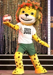 zakumi Zakumi (né le 16 juin 1994 (1994-06-16) (16 ans)) est la mascotte officielle pour la Coupe du monde de football de 2010. Son nom vient de « ZA », l'abréviation internationale pour l'Afrique du Sud, et « kumi », un mot qui signifie « dix » dans diverses langues africaines.