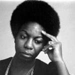 Nina Simone Nina Simone, de son vrai nom Eunice Kathleen Waymon, née le 21 février 1933 à Tryon (Caroline du Nord, États-Unis), décédée le 21 avril 2003 à Carry-le-Rouet (Bouches-du-Rhône, France)