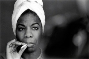 Nina Simone 1956 fut l'année où la Cour suprême jugea la ségrégation raciale dans les bus contraire à la Constitution. Nina Simone fit une troisième saison au Midtown Bar & Grill dont le propriétaire l'attendait avec impatience : sa présence lui permettait d'afficher complet tous les soirs.