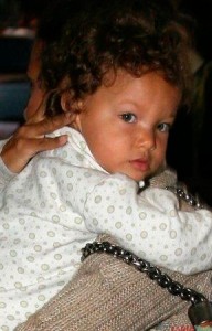 Nahla Halle Berry donne naissance à son première enfant, le 16 mars 2008, nommée Nahla Ariela Aubry.