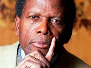 Sidney Poitier Sidney Poitier est un passionné de cinéma. Il finit par devenir élève du prestigieux Actors Studio dont il payait les cours en y étant concierge.