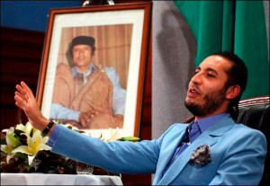 Saadi Kadhafi Le troisième fils de Mouammar Kadhafi, Al-Saadi Kadhafi. Ancien footballeur, il est actuellement en couple avec l'actrice et ex-mannequin italienne Vanessa Hessler