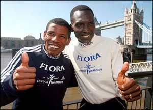 Haile Gebreselassie et Paul Tergat Haile Gebreselassie et le Kenyen Paul Tergat