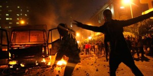 Manifestation en Égypte L'objectif principal des manifestants en Égypte est d'obtenir la démission du président égyptien Hosni Moubarak, au pouvoir depuis le 14 octobre 1981.