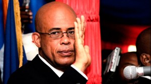 Michel Martelly Michel Martelly annonce en juillet 2010 sa candidature à l'élection présidentielle. Il est soutenu par Wyclef Jean durant sa campagne électorale, qu'il effectue sous l'étiquette du parti « Repons peyizan » (« La réponse des paysans », en créole).