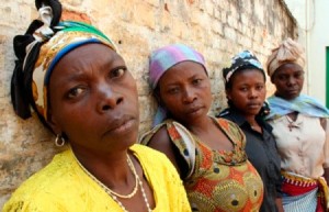 Congo et Angola En septembre 2010, l’ONU rapportait plus de 600 viols de femmes et de filles le long de la frontière entre le RD Congo et l’Angola
