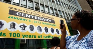 Anc 100 ans Depuis 1994, l'ANC domine largement la vie politique sud africaine (60-70 % des voix aux différentes élections générales de 1994, 1999, 2004 et 2009)