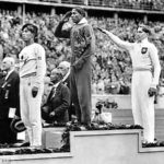 jesse-owens-or En 1984, une rue de Berlin est baptisée en l'honneur de Jesse Owens.