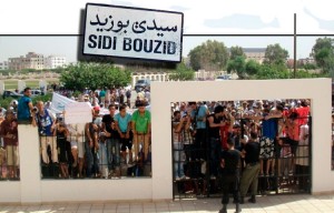 sidi-bouzid Ennahda a obtenu le pourcentage de voix le plus élevé lors des premières élections organisées après la révolution de 2010-2011, devançant le Congrès pour la République de plus d'un million de voix. Il remporte la première place partout sauf à Sidi Bouzid, fief de la Pétition populaire.