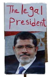 Le 24 juin 2012, on proclame Mohammed Morsi élu au poste de président de la République arabe d’Égypte. Le 26 juillet 2013, les autorités ordonnent la détention du Président sous l'accusation d'assassinats de soldats et de conspiration avec le Hamas. De multiples manifestations à travers le globe ont condamné ce geste, dont une au centre-ville de Montréal le 3 août 2013.